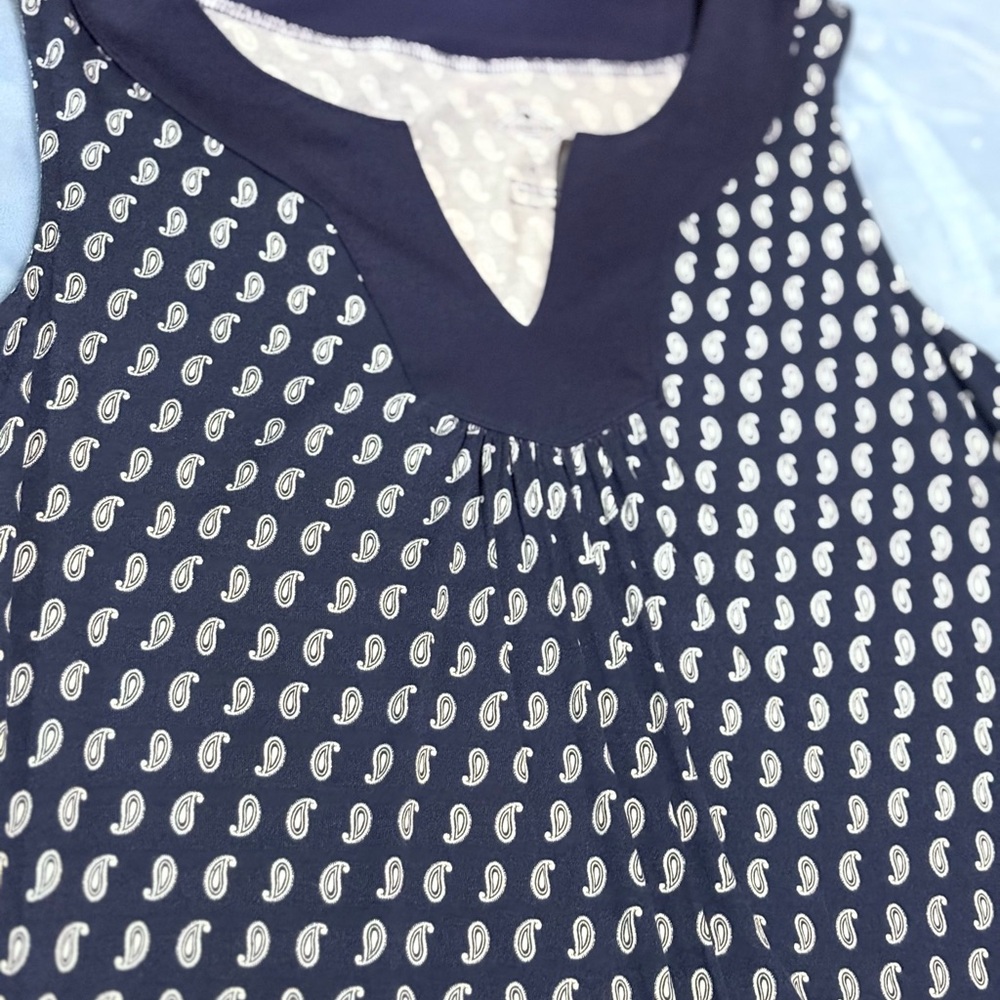 New Dress - Picture 3 of 5